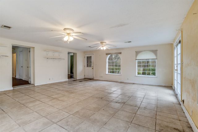 1620 Mamie Road, Greenville, TX 75402