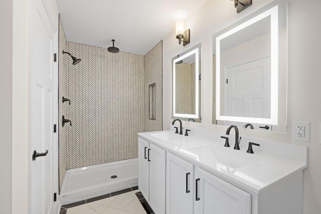 104 E HAVEN CT, Charlottesville, VA 22911