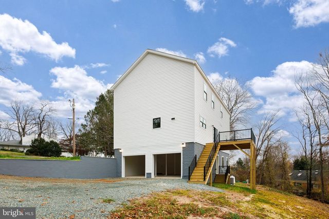 104 E HAVEN CT, Charlottesville, VA 22911