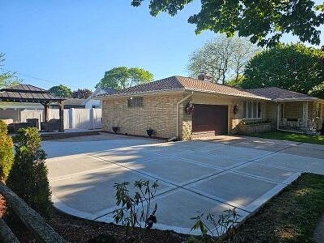 4519 Linderman AVENUE, Racine, WI 53405