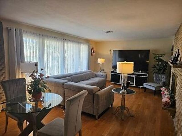 4519 Linderman AVENUE, Racine, WI 53405