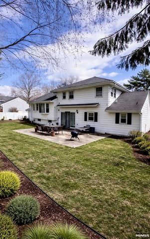 71 Stewart Street, Demarest, NJ 07627