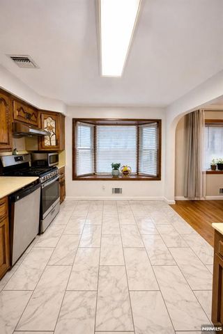 71 Stewart Street, Demarest, NJ 07627