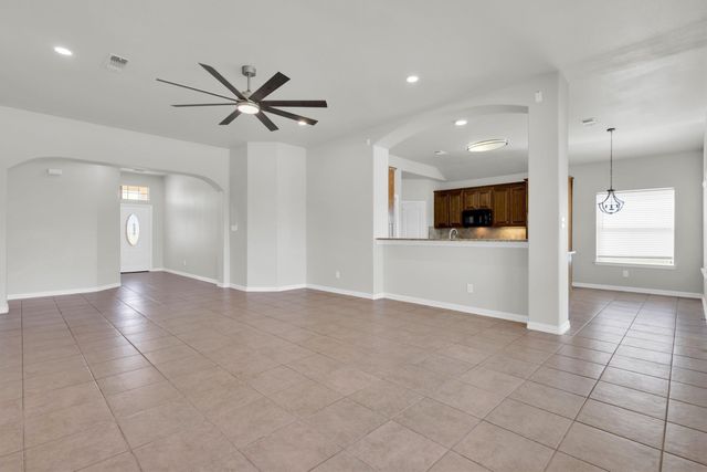 4764 S Fm 271, Bonham, TX 75418