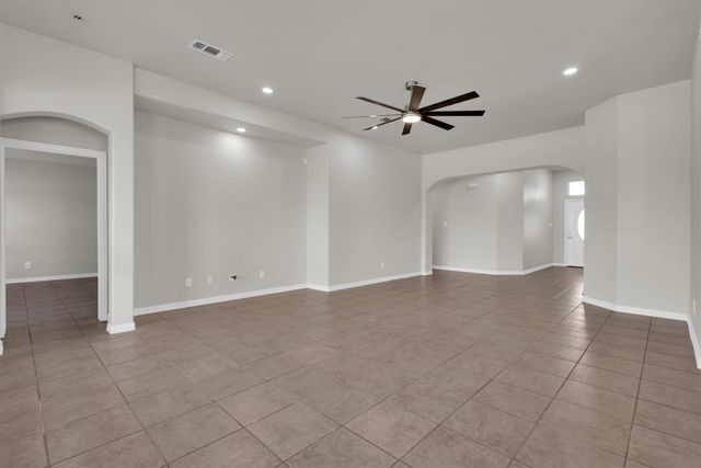 4764 S Fm 271, Bonham, TX 75418