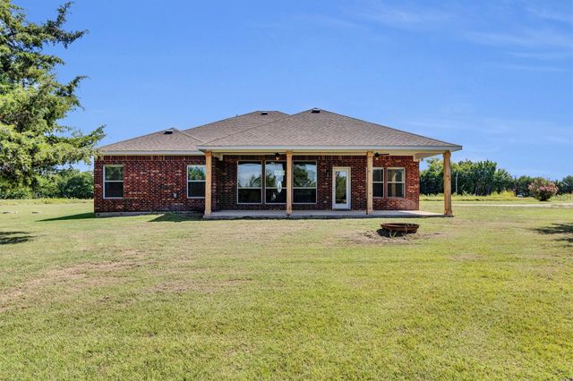 4764 S Fm 271, Bonham, TX 75418
