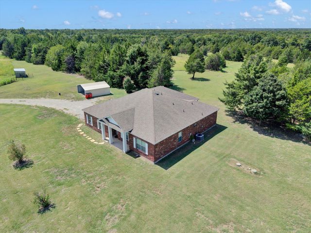 4764 S Fm 271, Bonham, TX 75418