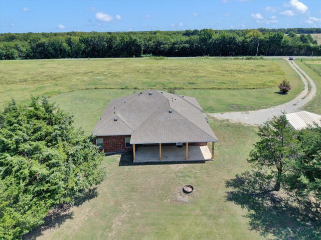 4764 S Fm 271, Bonham, TX 75418