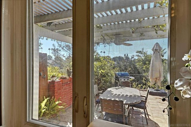 4804 60th St, San Diego, CA 92115
