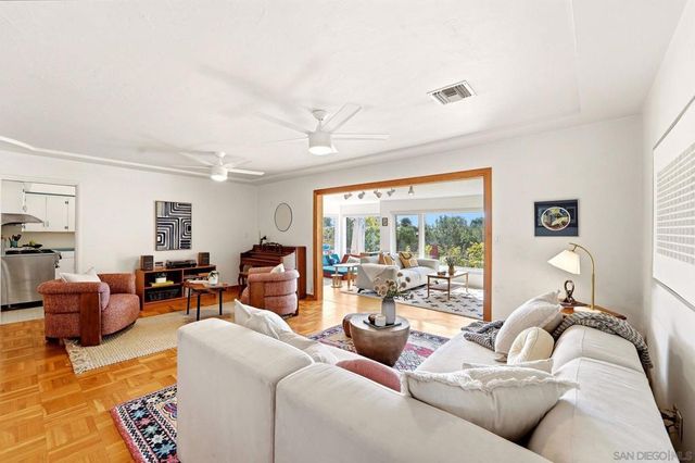 4804 60th St, San Diego, CA 92115