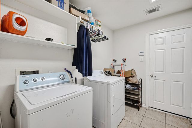 12042 Clear Brook Oak Street, Houston, TX 77089
