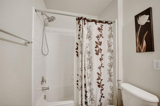 12042 Clear Brook Oak Street, Houston, TX 77089