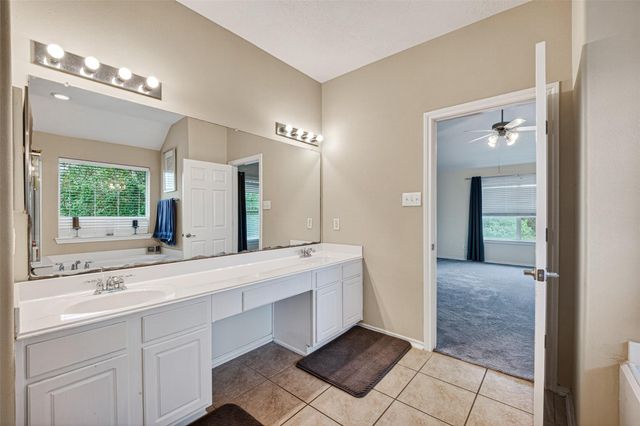 12042 Clear Brook Oak Street, Houston, TX 77089