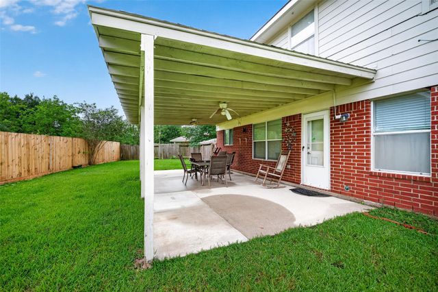 12042 Clear Brook Oak Street, Houston, TX 77089