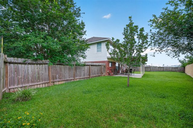 12042 Clear Brook Oak Street, Houston, TX 77089