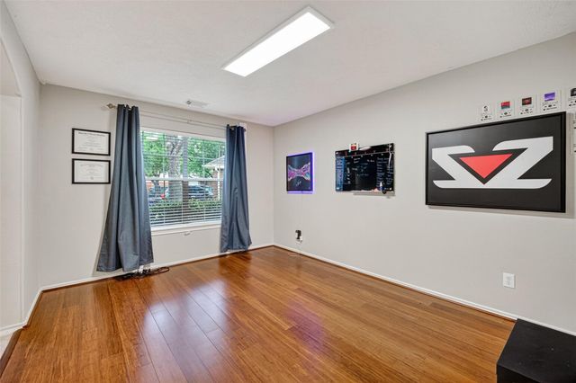 12042 Clear Brook Oak Street, Houston, TX 77089
