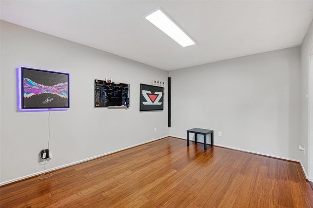 12042 Clear Brook Oak Street, Houston, TX 77089
