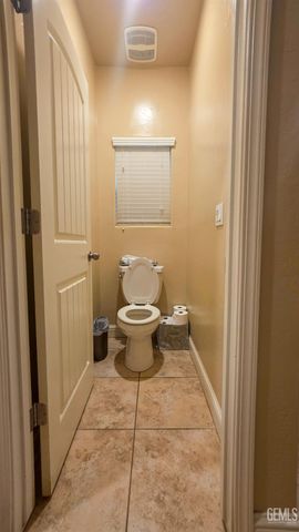 5521 Black Pearl Court, Bakersfield, CA 93313