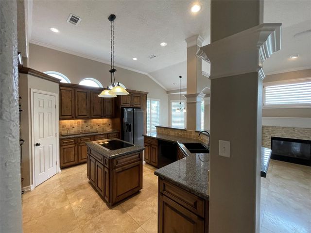 11611 Canyon Breeze Drive, Tomball, TX 77377