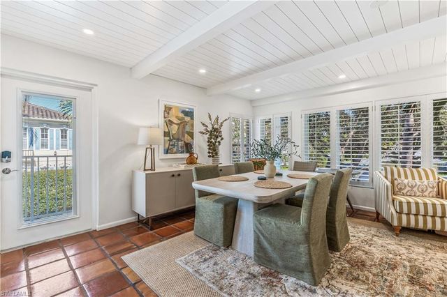 282 4th ST S # 204, Naples, FL 34102