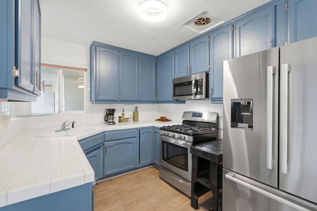 630 Auburn Street, Tulare, CA 93274