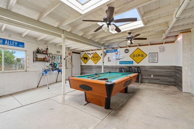 630 Auburn Street, Tulare, CA 93274