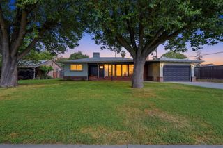 630 Auburn Street, Tulare, CA 93274