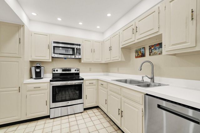 2697 N Ocean Boulevard F-303, Boca Raton, FL 33431