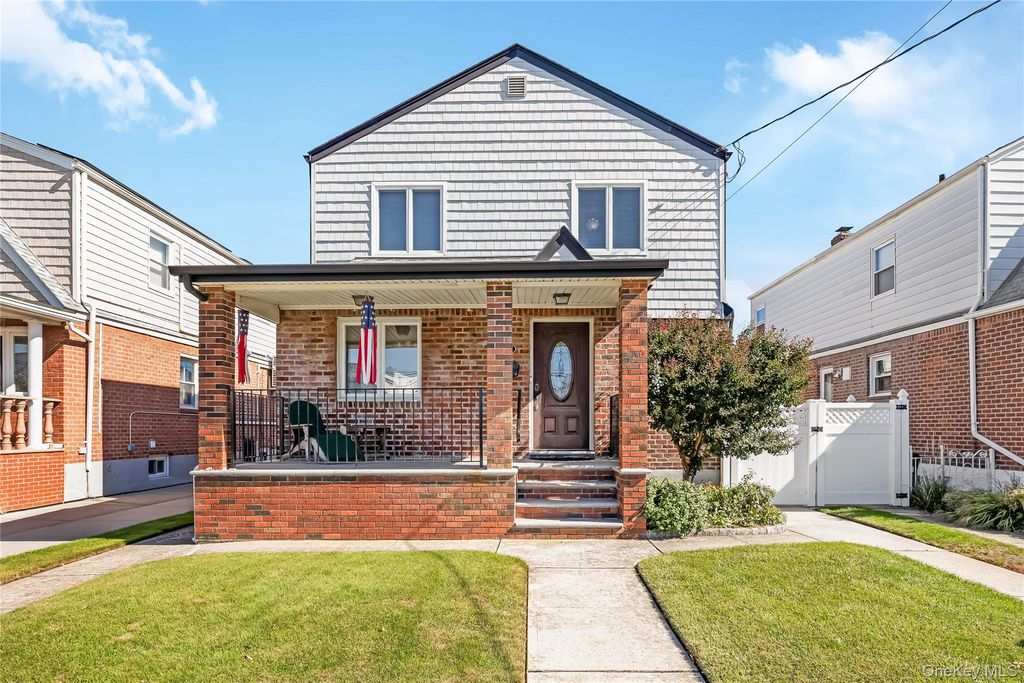 149-27 Lefferts Boulevard, South Ozone Park, NY 11420 — exterior