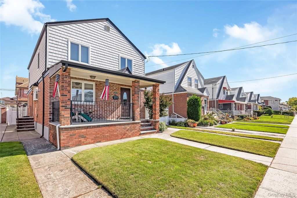 149-27 Lefferts Boulevard, South Ozone Park, NY 11420 — photo 2