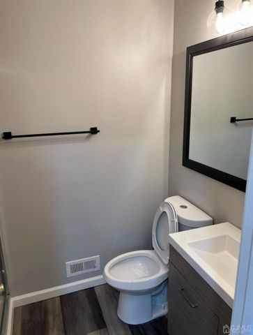 254 Bromley Place, East Brunswick, NJ 08816