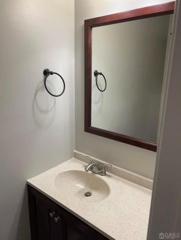 254 Bromley Place, East Brunswick, NJ 08816