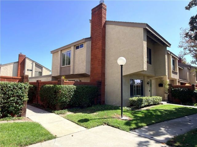 2072 S West, Anaheim, CA 92802