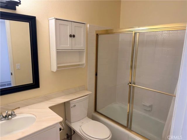 2072 S West, Anaheim, CA 92802