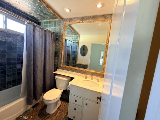2072 S West, Anaheim, CA 92802
