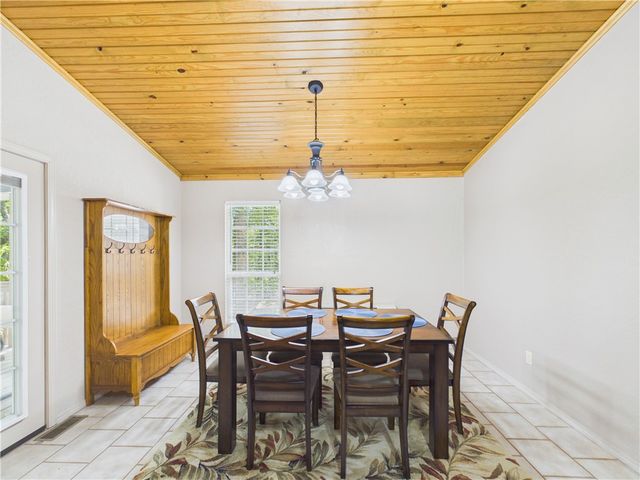 11646 Cedar Drive, Garfield, AR 72732