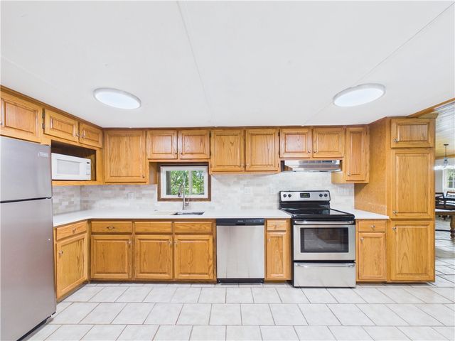 11646 Cedar Drive, Garfield, AR 72732