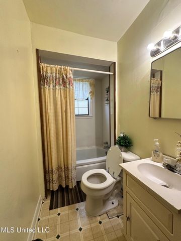 7 Junkin Street, Natchez, MS 39120