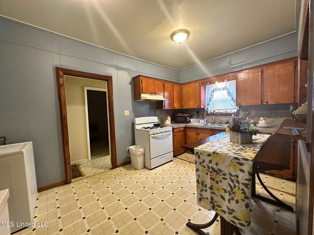 7 Junkin Street, Natchez, MS 39120