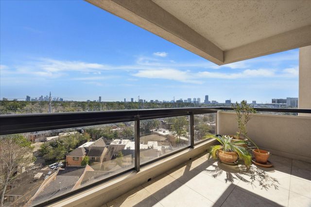 49 Briar Hollow Lane Lane 1004, Houston, TX 77027