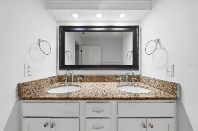 16017 HARBAR OAKS DRIVE, Montverde, FL 34756