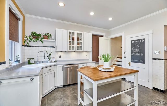 3452 Gasconade Street, St Louis, MO 63118