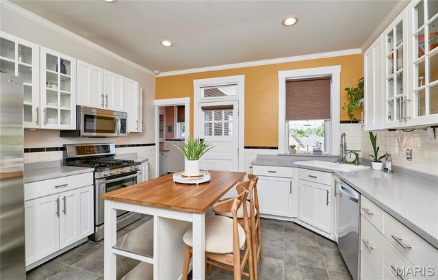 3452 Gasconade Street, St Louis, MO 63118