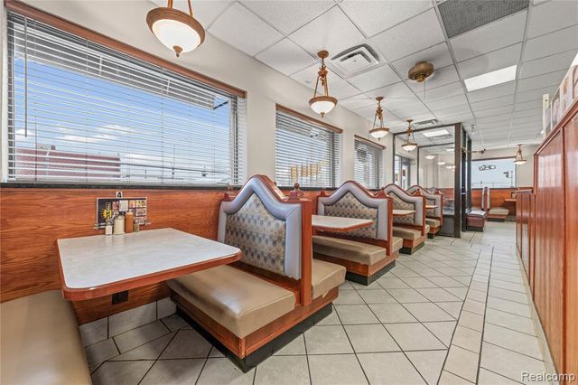 1350 W Fort Street, Detroit, MI 48226