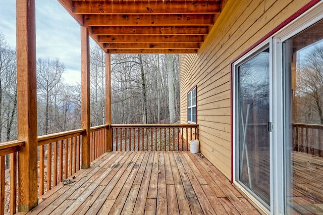 162 Eagles View Valley, Hayesville, NC 28904