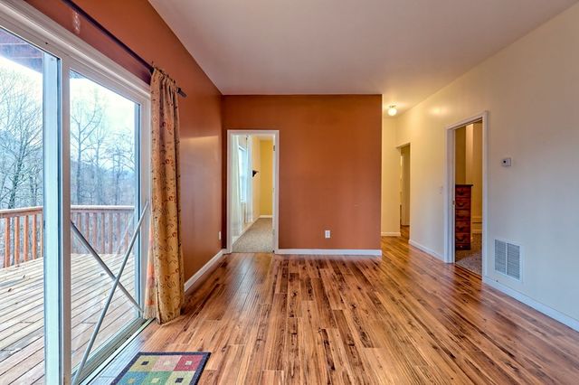 162 Eagles View Valley, Hayesville, NC 28904