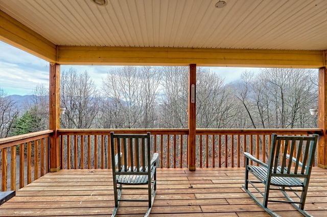 162 Eagles View Valley, Hayesville, NC 28904