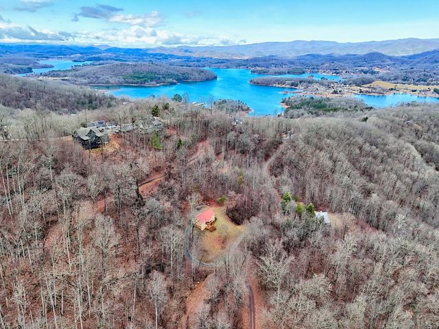 162 Eagles View Valley, Hayesville, NC 28904