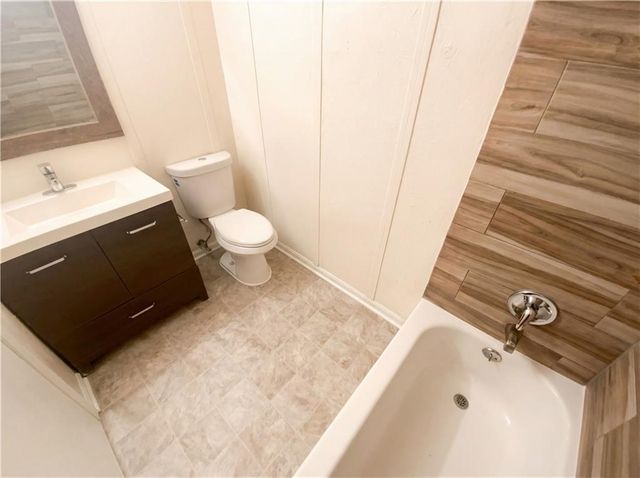 311 Quail Run, Roswell, GA 30076