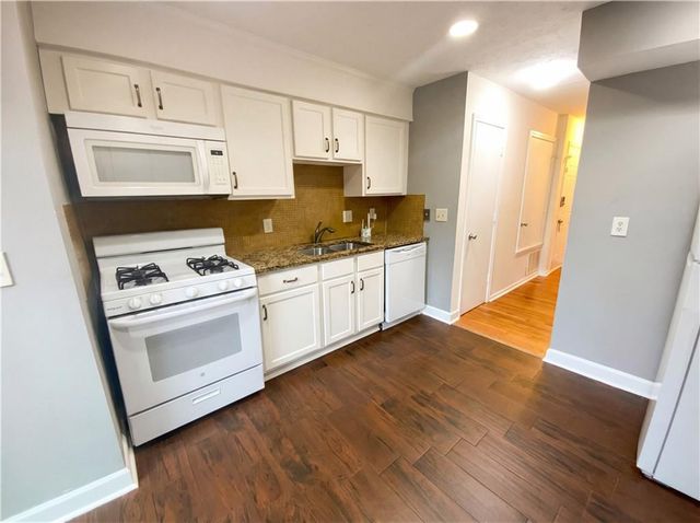 311 Quail Run, Roswell, GA 30076